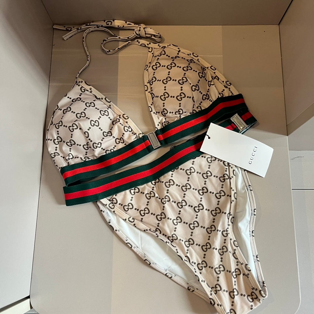 GG bikini
