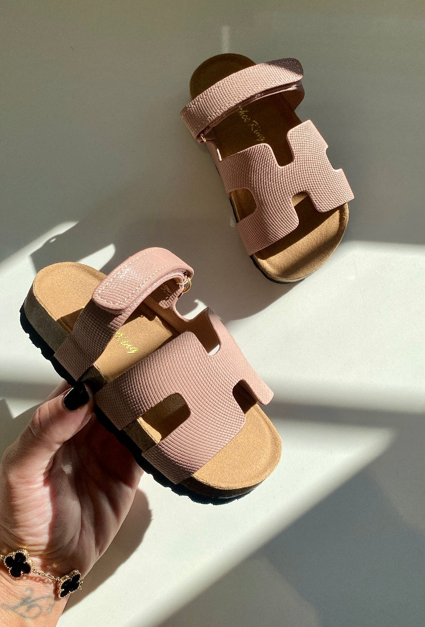 H Sandals