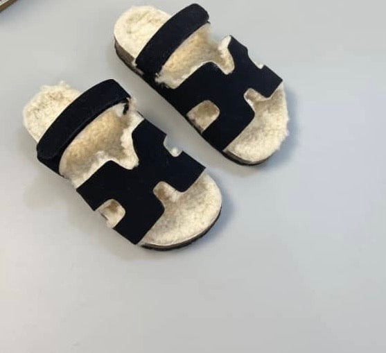 H Sandals