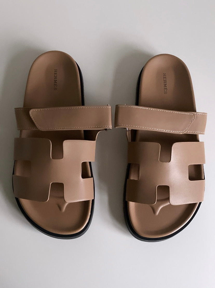 H Sandals (Womens)
