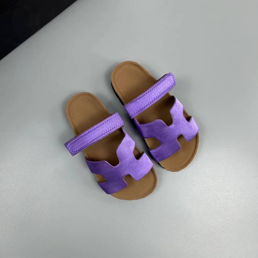 H Sandals (Silk look)