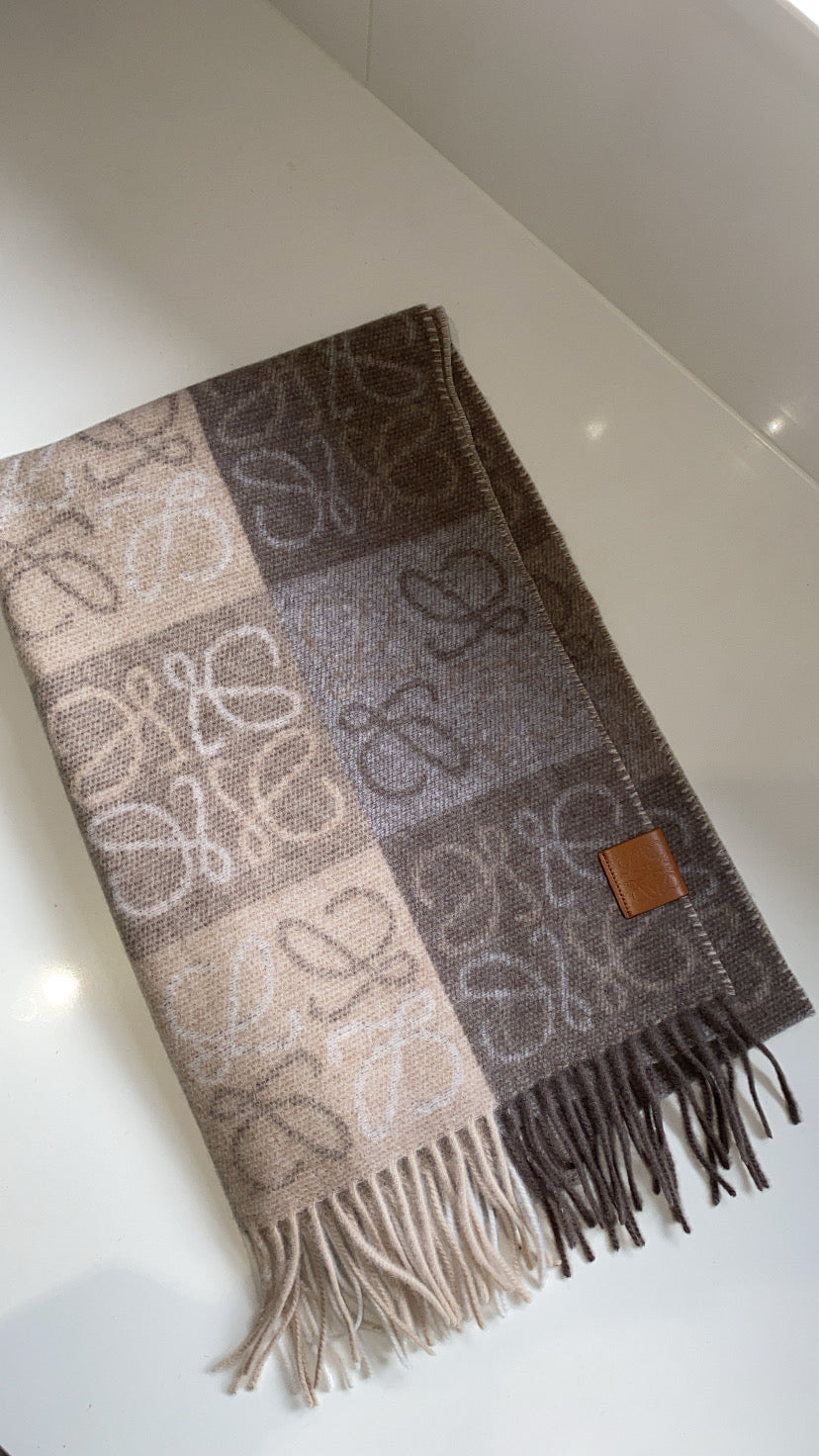 Loewe Scarf