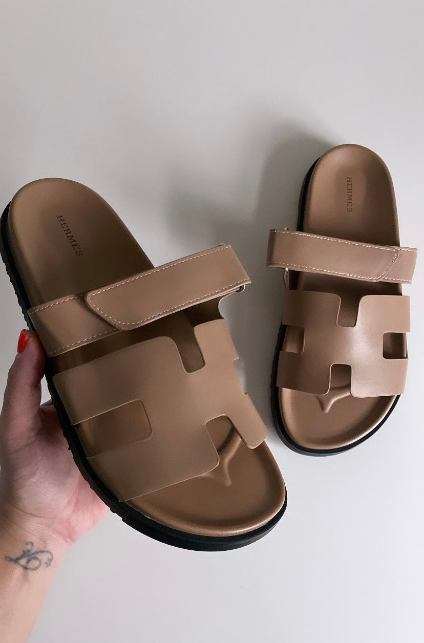 H Sandals (Womens)