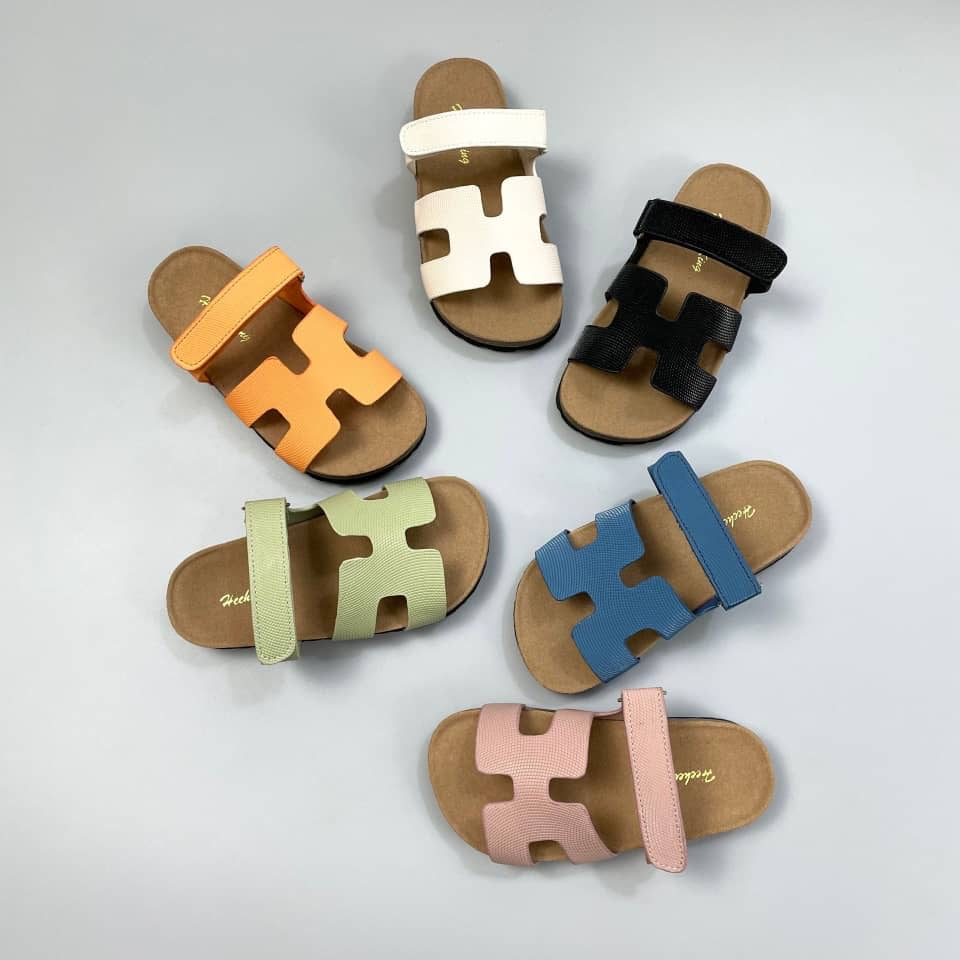 H Sandals