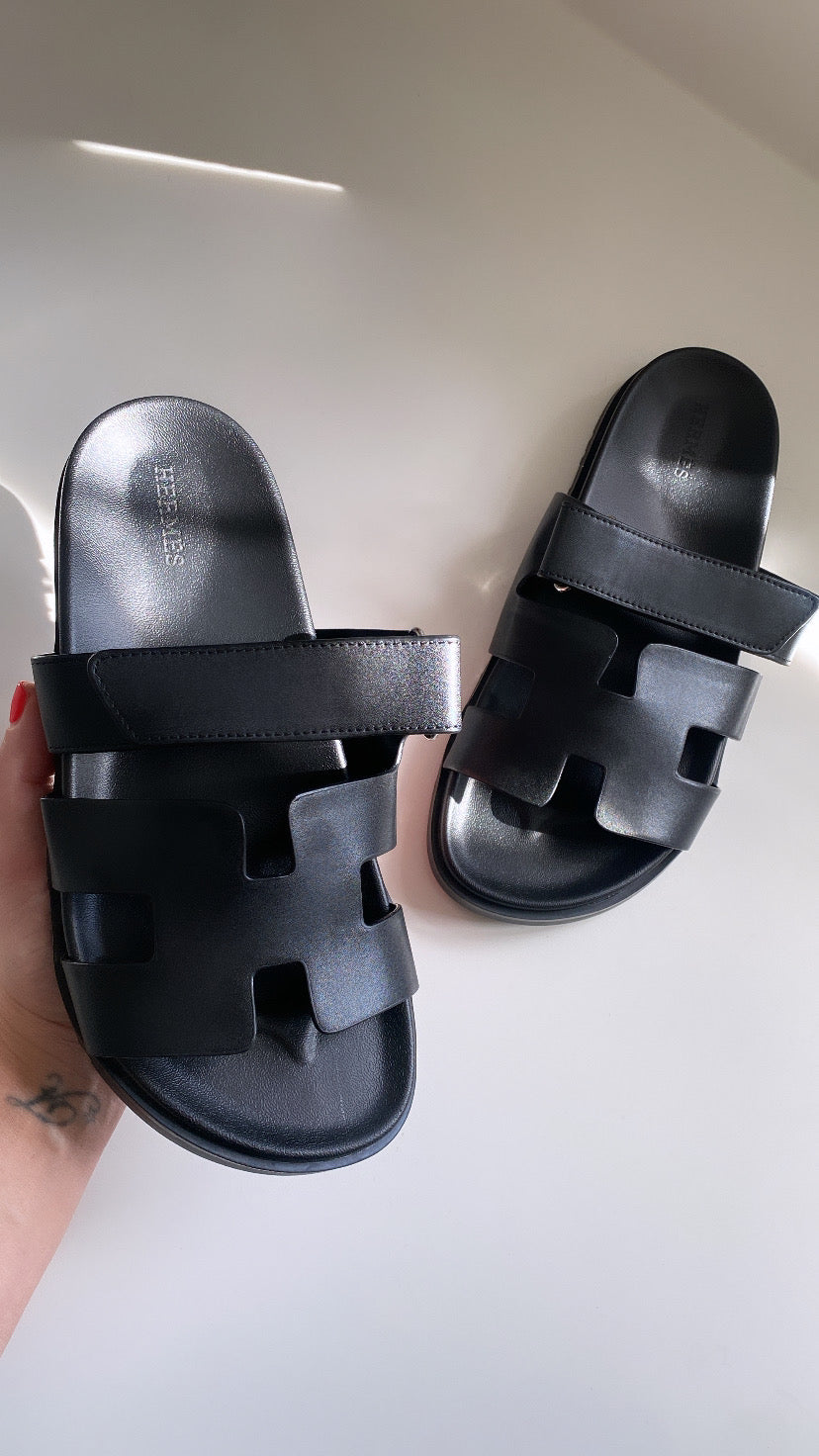 H Sandals (Womens)