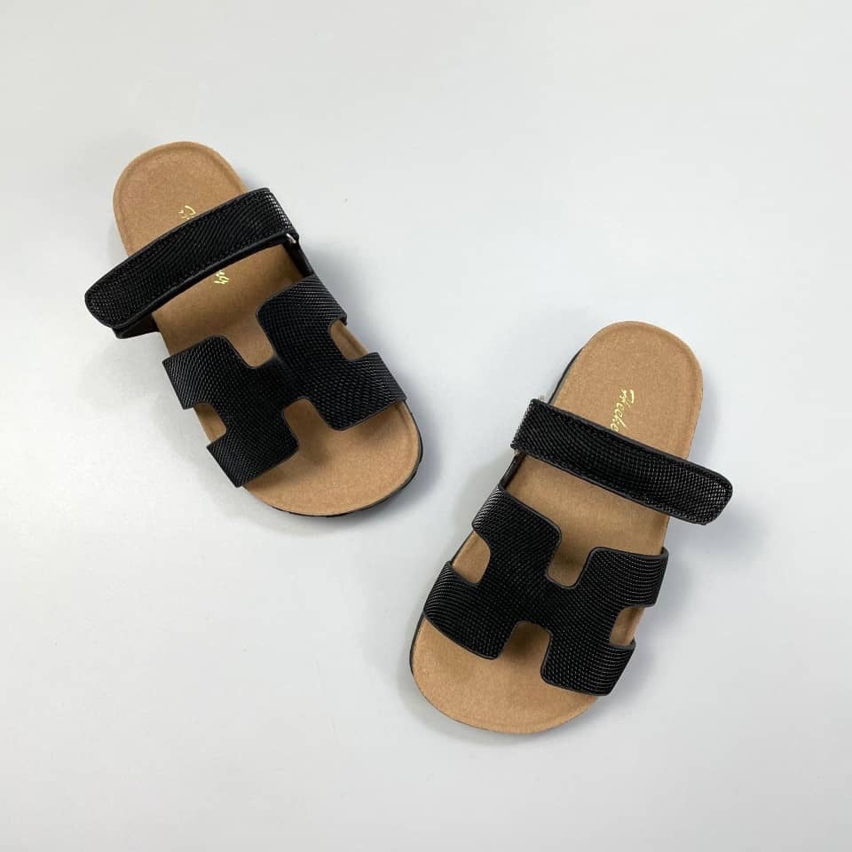 H Sandals