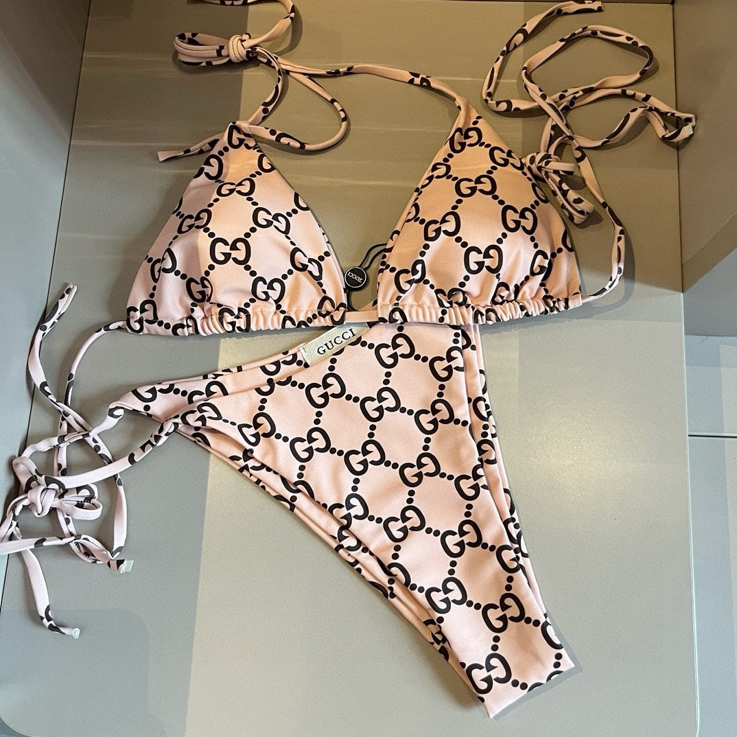 GG bikini