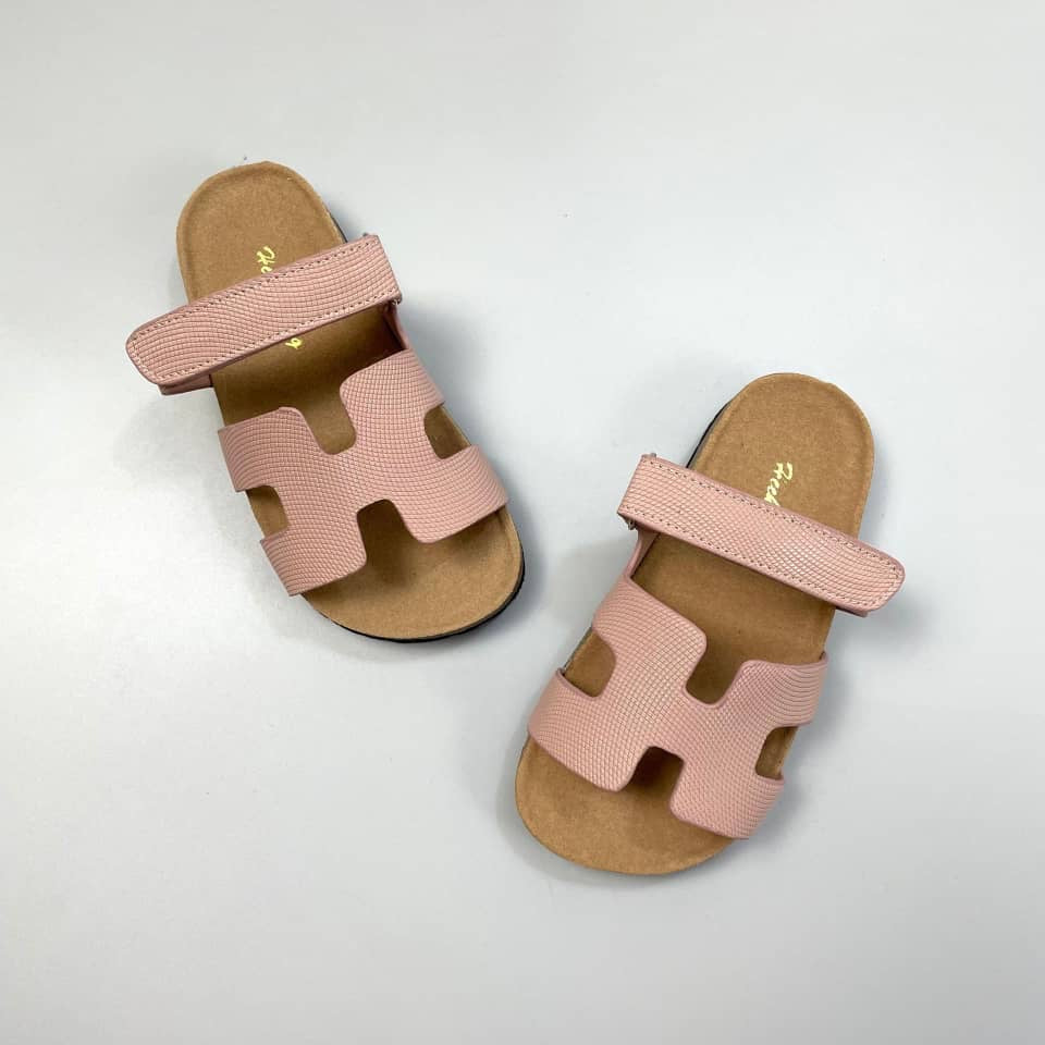 H Sandals