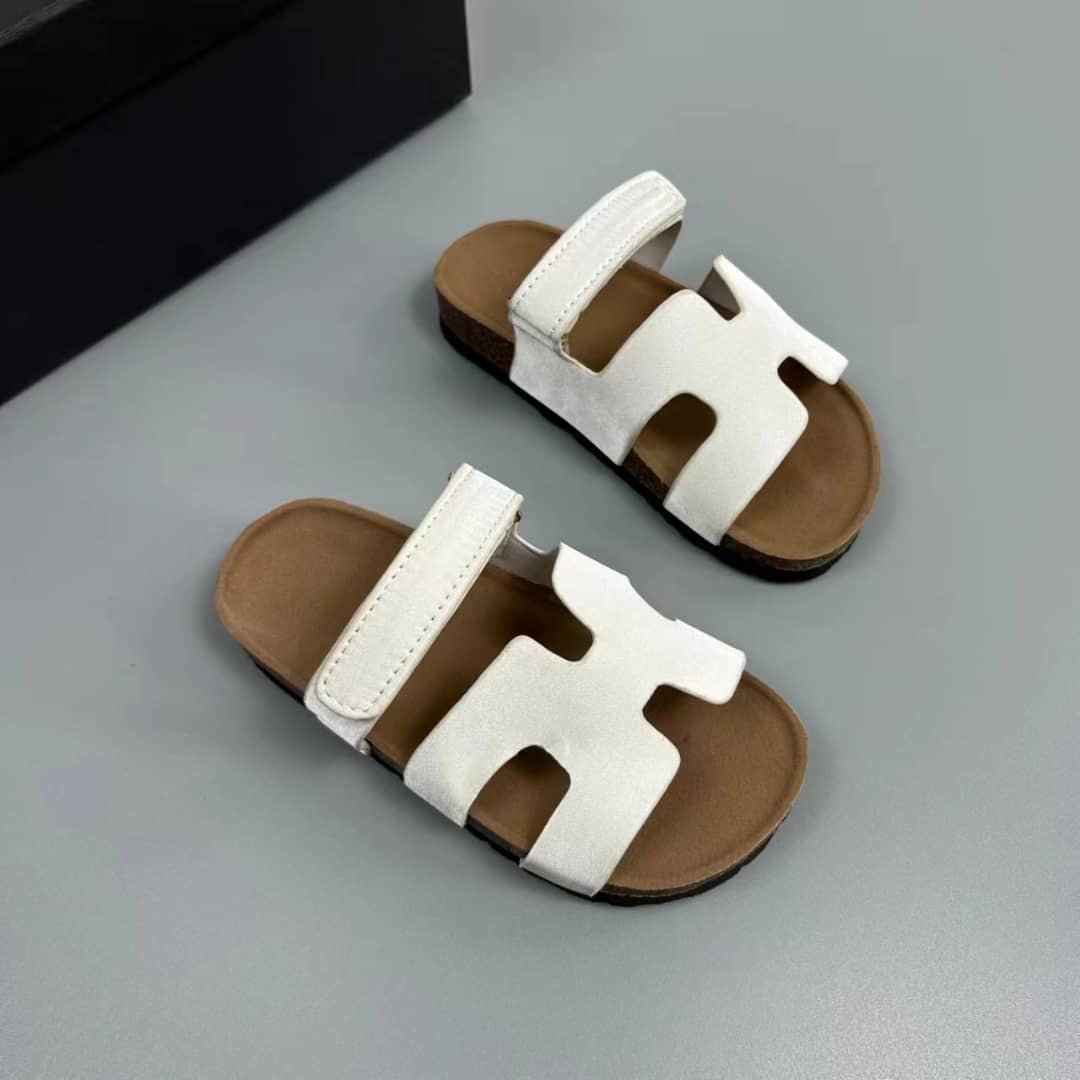 H Sandals (Silk look)