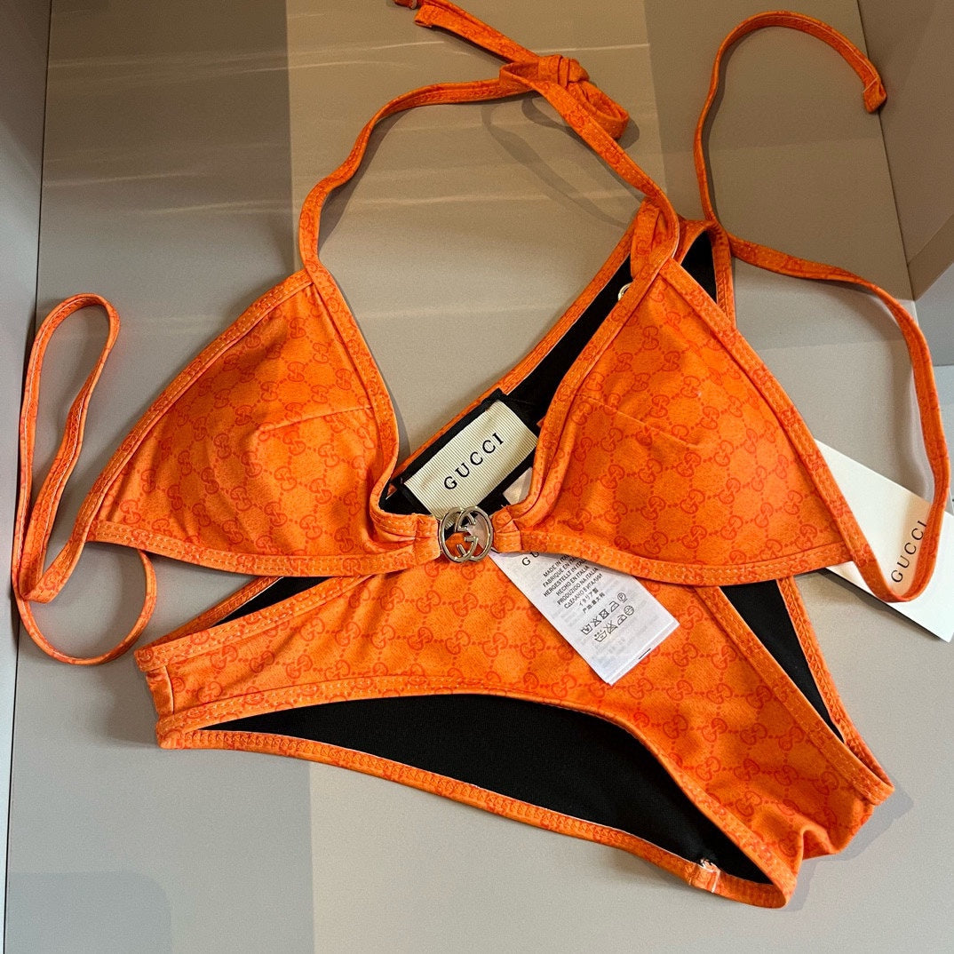 GG bikini