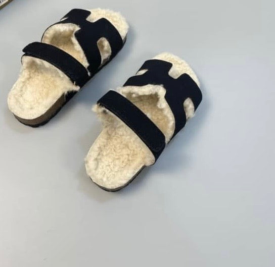 H Sandals