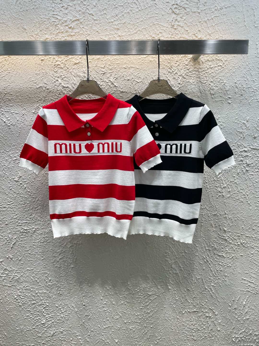 3 tops