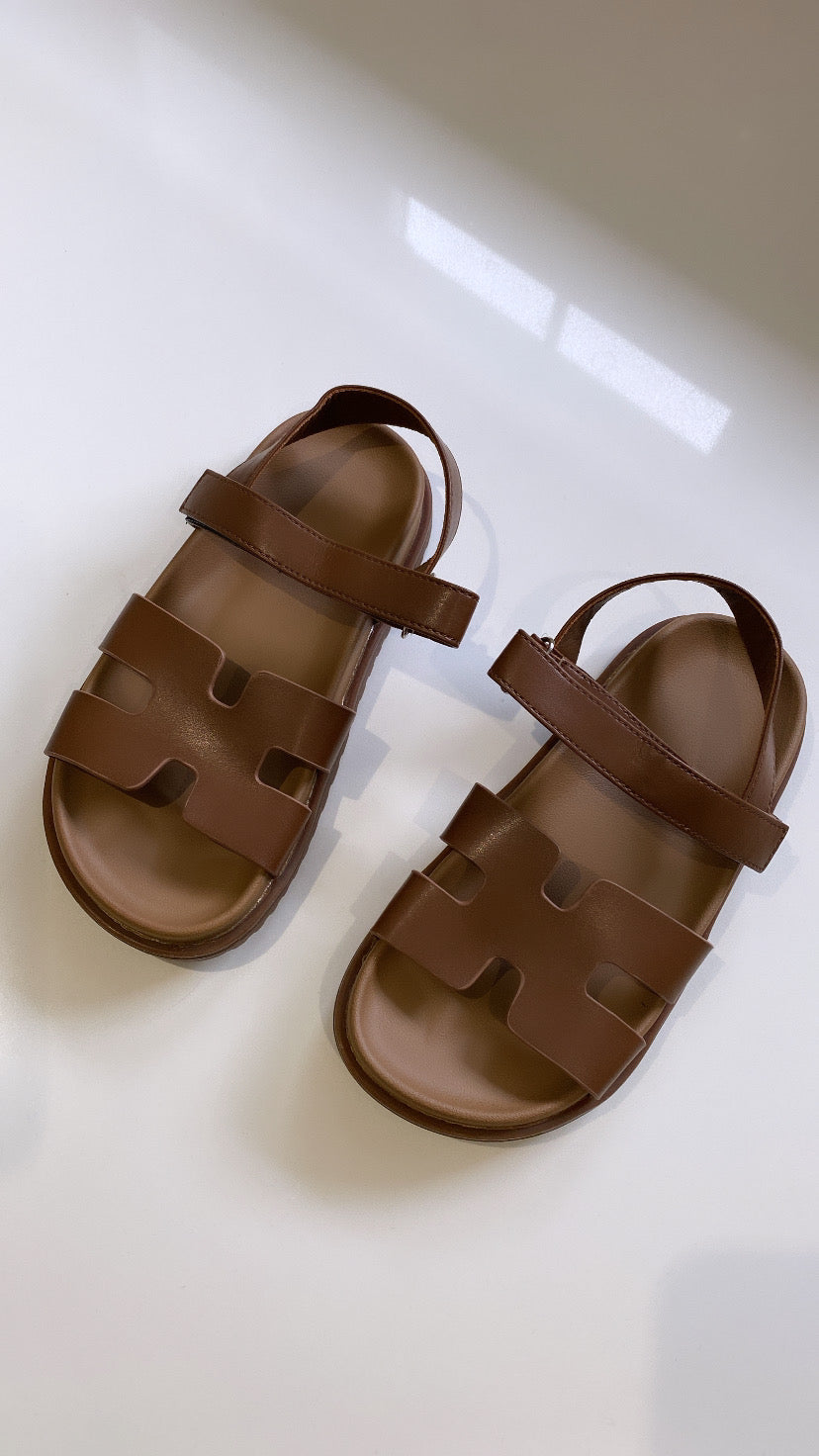 H Sandals (strap)